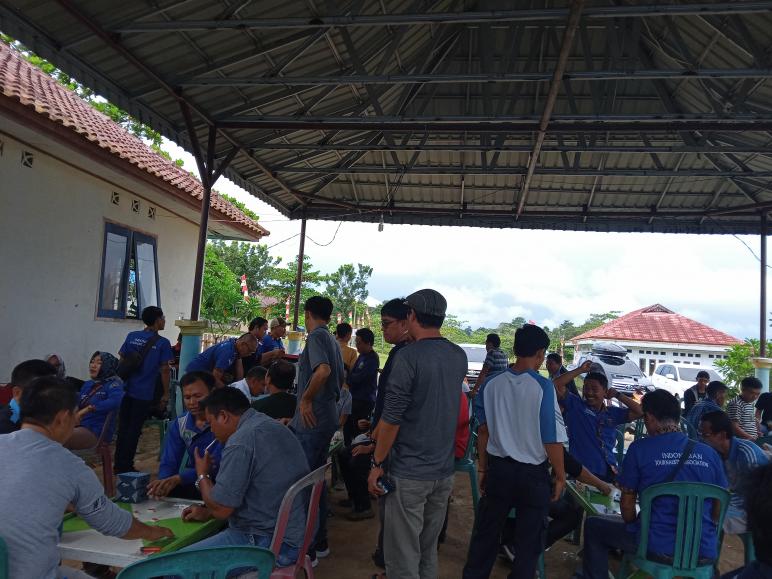Lomba domino