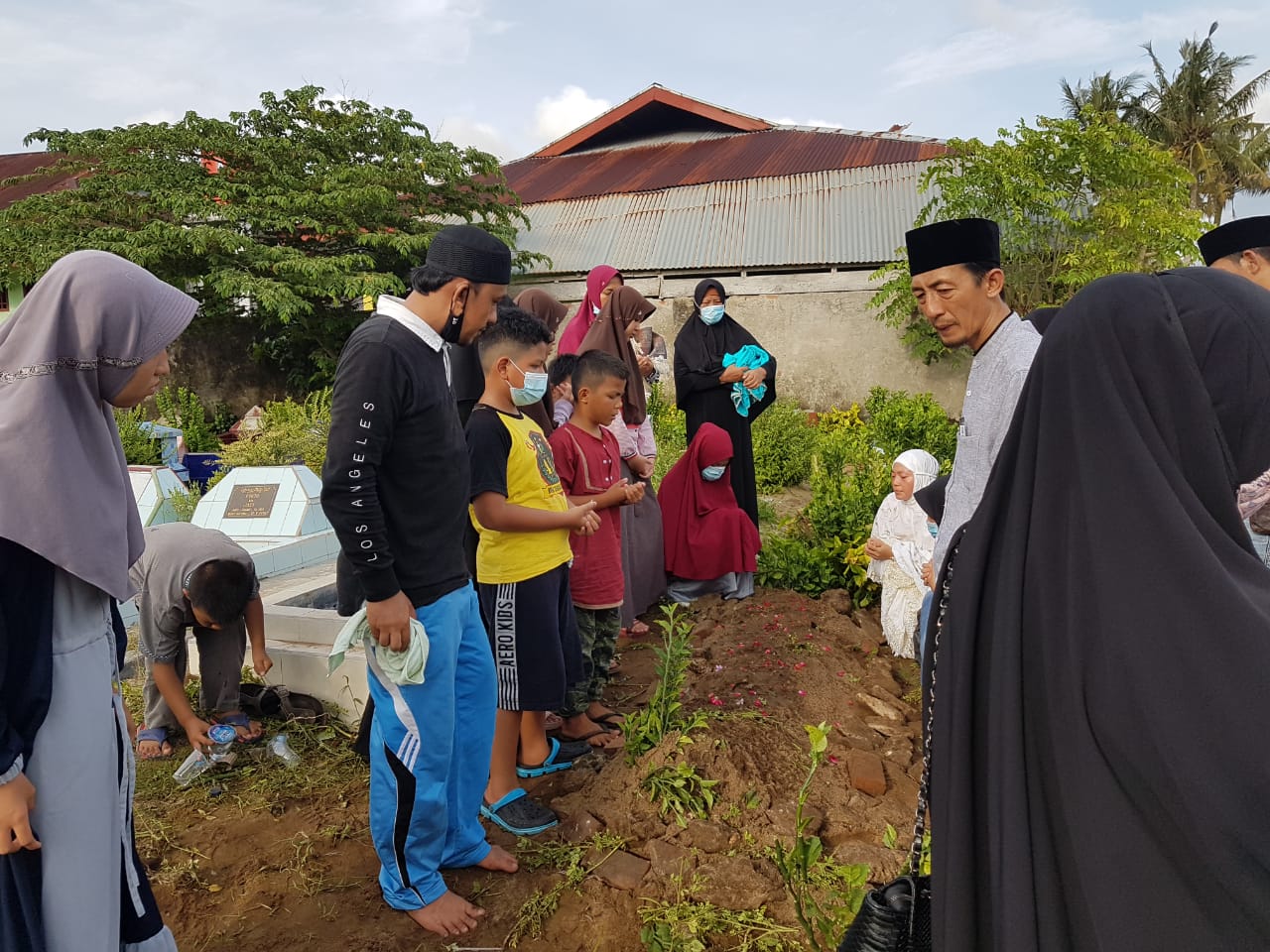 Tokoh masyarakat