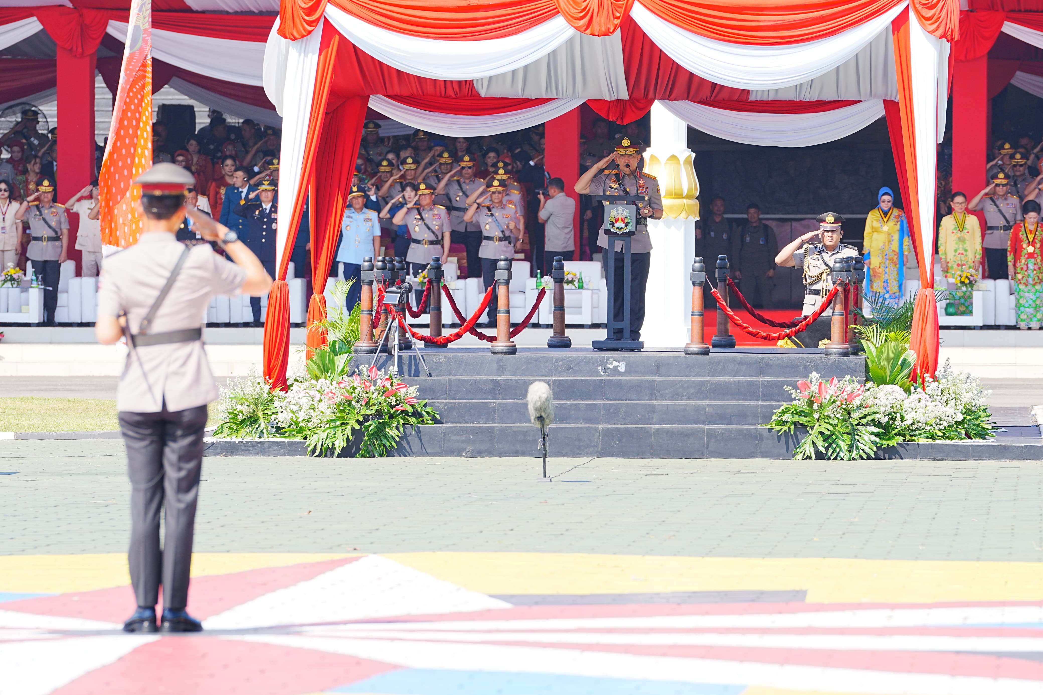 Poto upacara penutupan