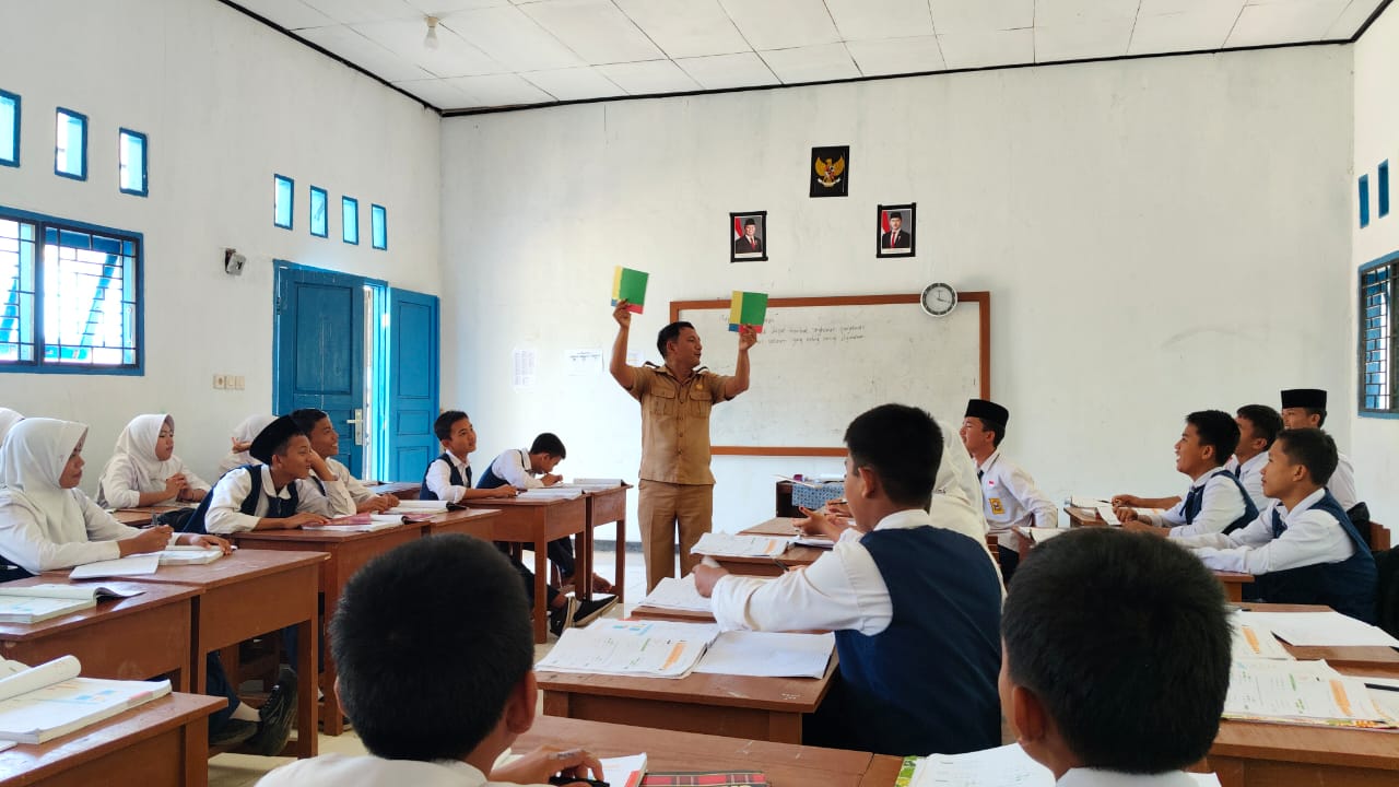Poto guru Brikan penjelasan