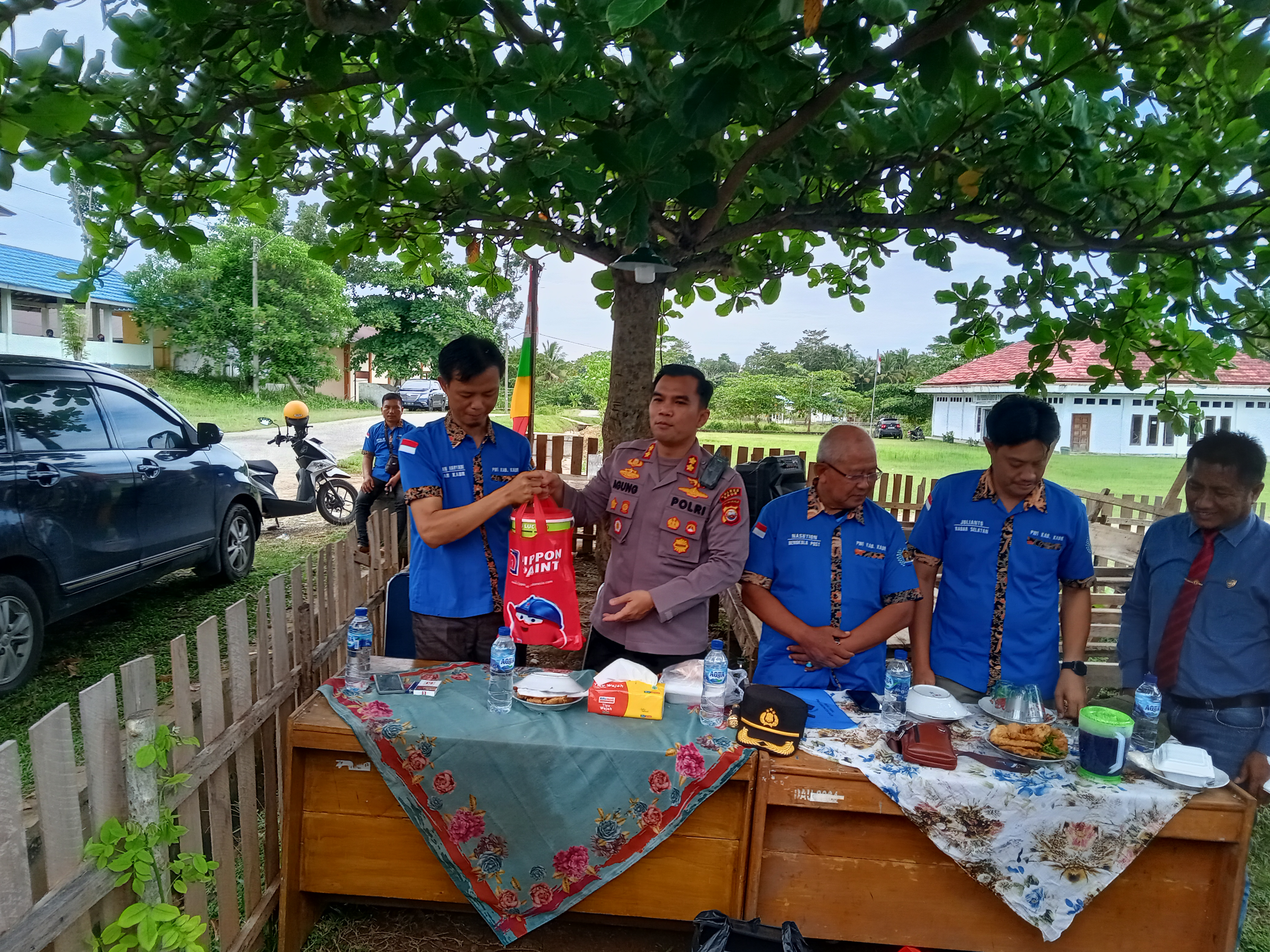 Pemberian sembako